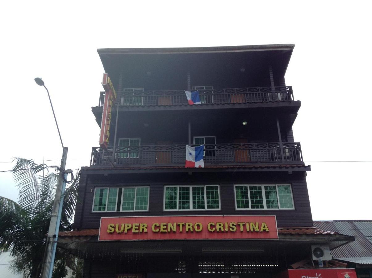 Cristina 4*