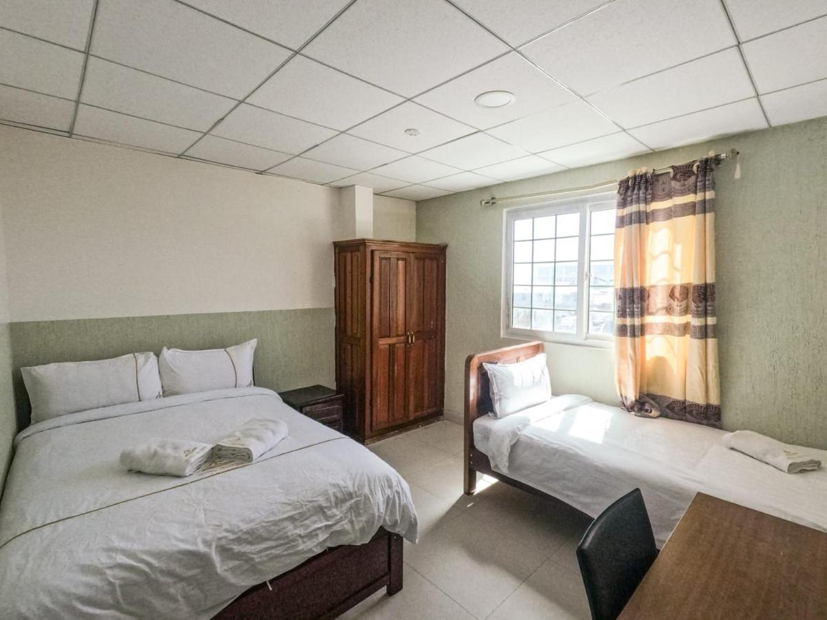 Cristina Hotel 4*